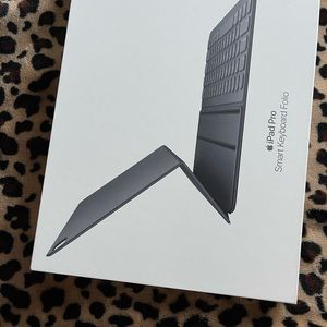 iPad Pro 12.9 Smart Keyboard Folio